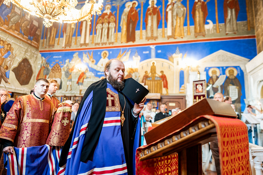 Архиерейское богослужение в храме великомученицы Марины посёлка Битца Ленинского г.о.